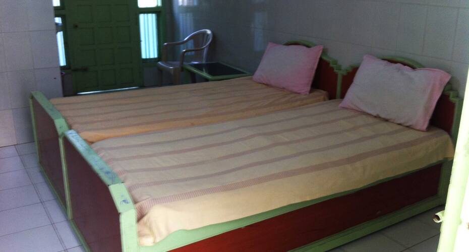 A.Kani Lodge, Tiruchendur 1